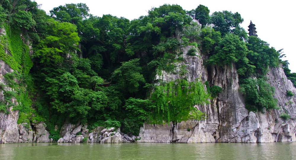 一千多年前曾让白居易流泪的江西名城，现在怎么样了？