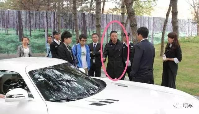 张涵予疯狂飙车 (张涵予驾驶舱视频)