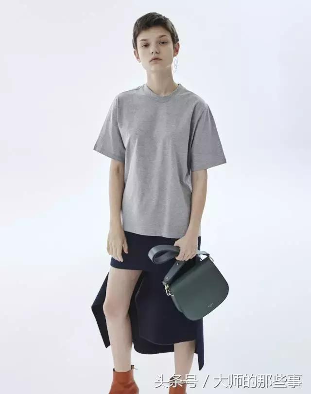 王菲包实际叫什么包,王菲04年隐退后多久复出的