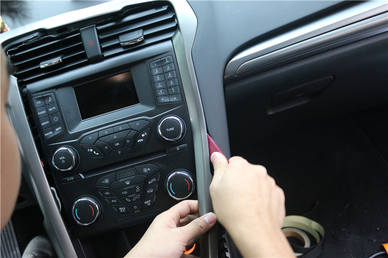 17款新蒙迪欧改畅影12.1寸2G运行+64G储存升级版导航