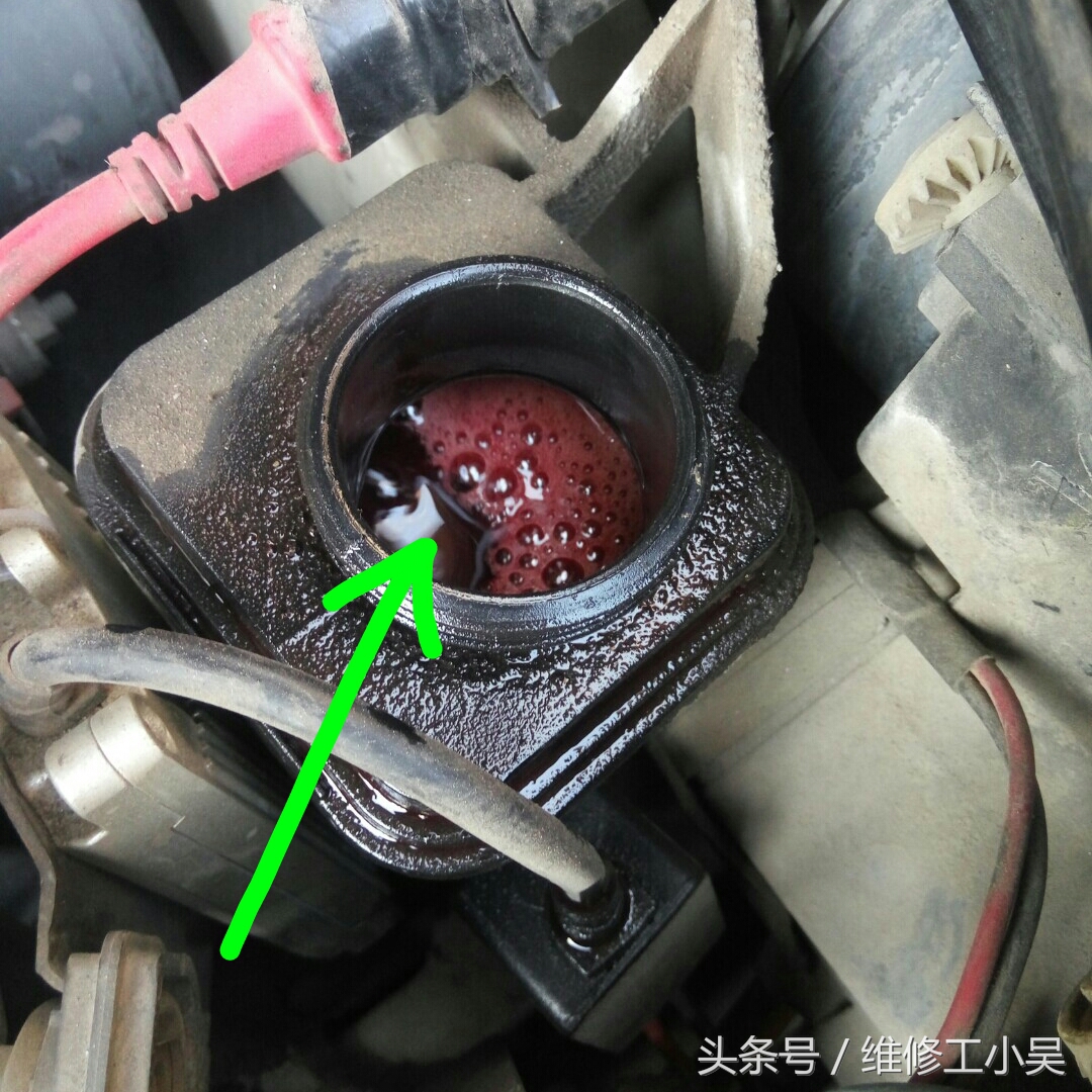 二十多万公里的*萨特帕**方向机出问题了,只能更换新的,不能维修!