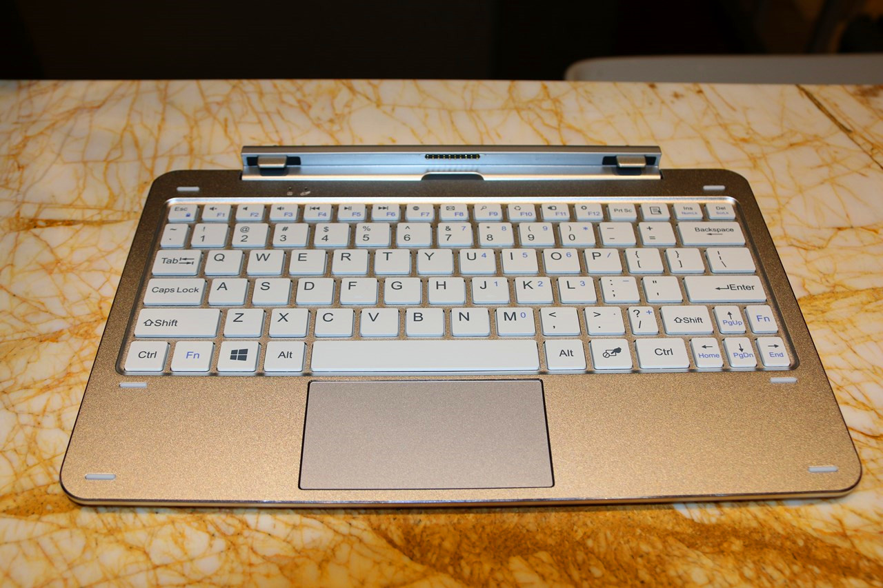 酷比魔方2023平板电脑二合一,酷比魔方mixplus屏幕