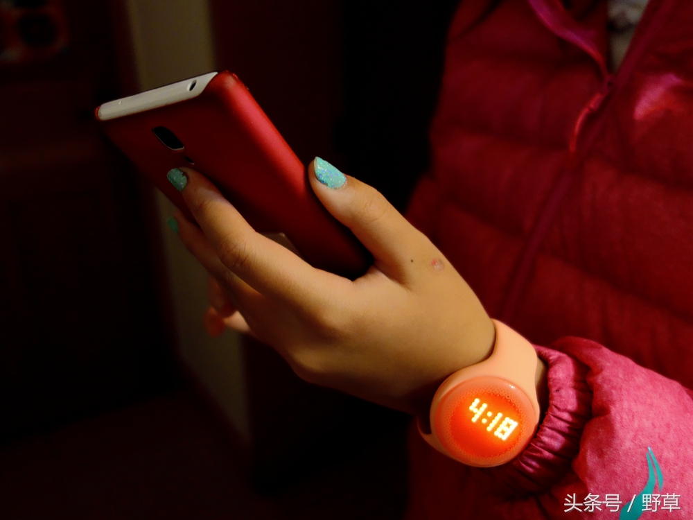 米兔儿童手表4x测评,米兔儿童手表4c对比6c