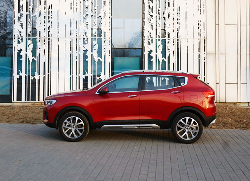 新款哈弗h2s红标好还是蓝标好,哈弗h2s2018款红标自动精英型试驾