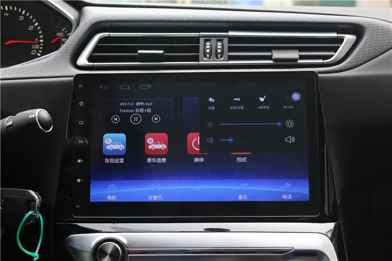 标致308改畅影10.2寸横屏机,2017就这么任性