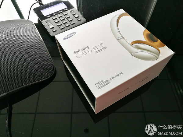 有颜值,有实力否?三星LevelOn头戴式耳机