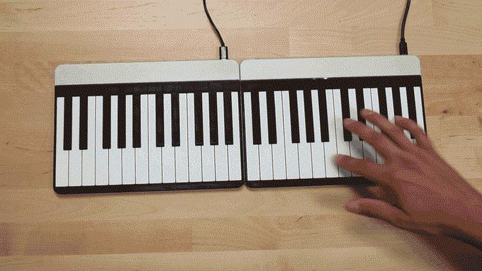 一块板，放张膜就实现任何功能，控制机器人也没问题，什么黑科技