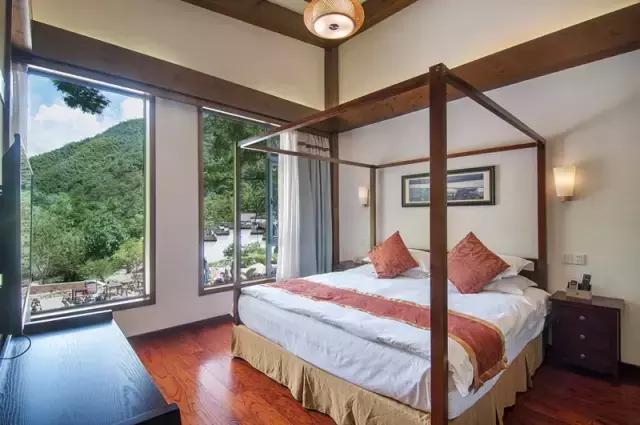 田螺姑娘在水里,水缸里的田螺姑娘