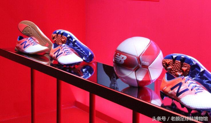 门外汉nb踏入足球市场是自找没趣？其实它也是30年球鞋老司机