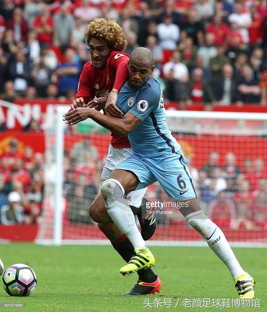 门外汉nb踏入足球市场是自找没趣？其实它也是30年球鞋老司机