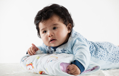 什么药治疗婴儿湿疹最好,如何挑选宝宝湿疹药膏