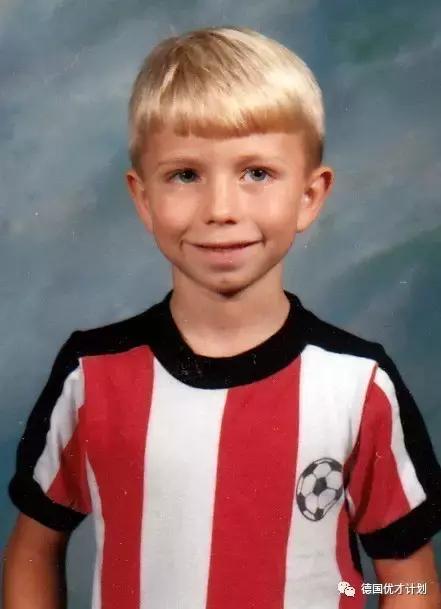 她是世界最牛变性人，*诺斯**登的前辈，奥巴马最后一刻为她发特赦令