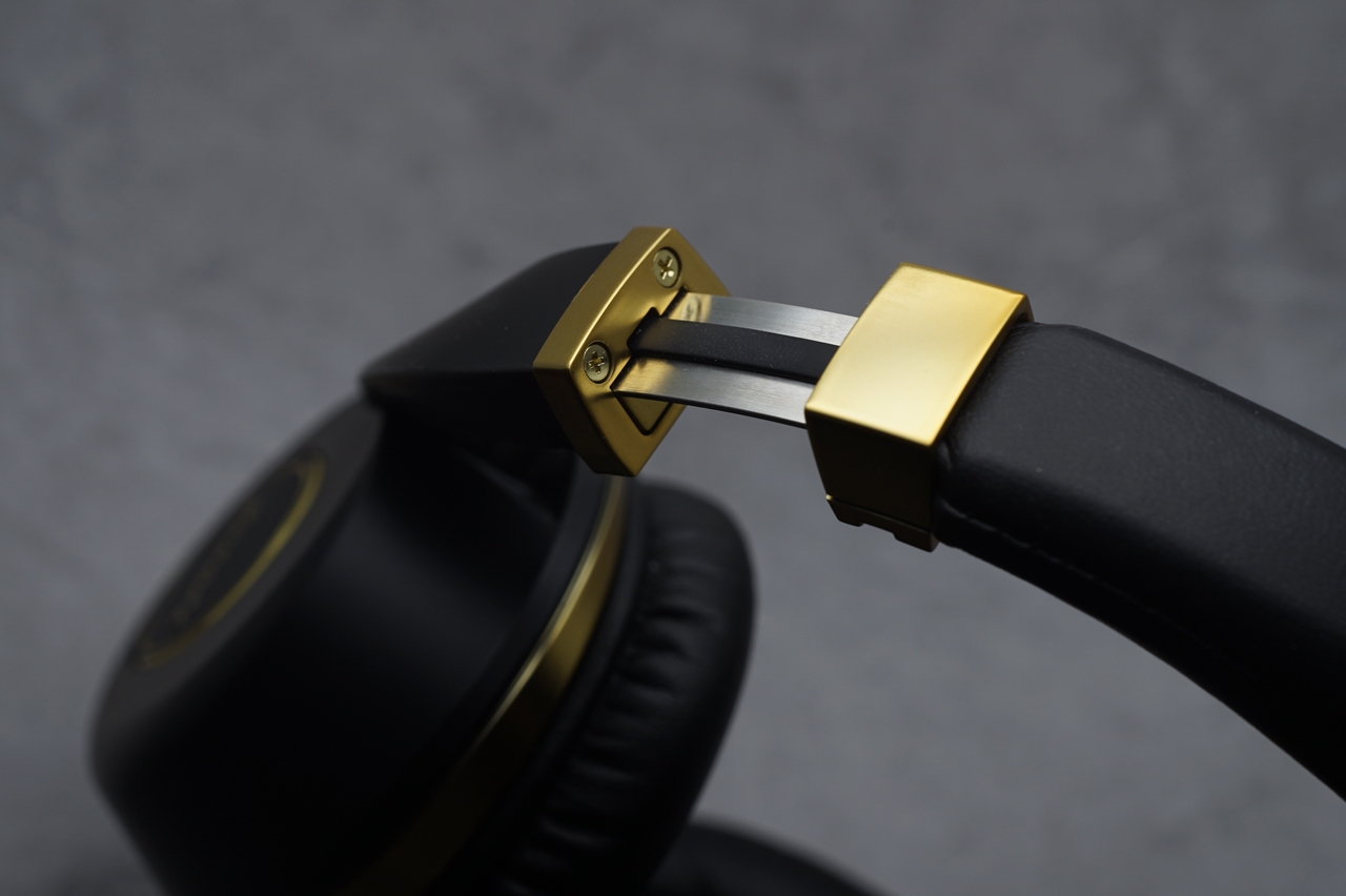 音质最好的千元蓝牙耳机,音质公认最好的有线耳机头戴式