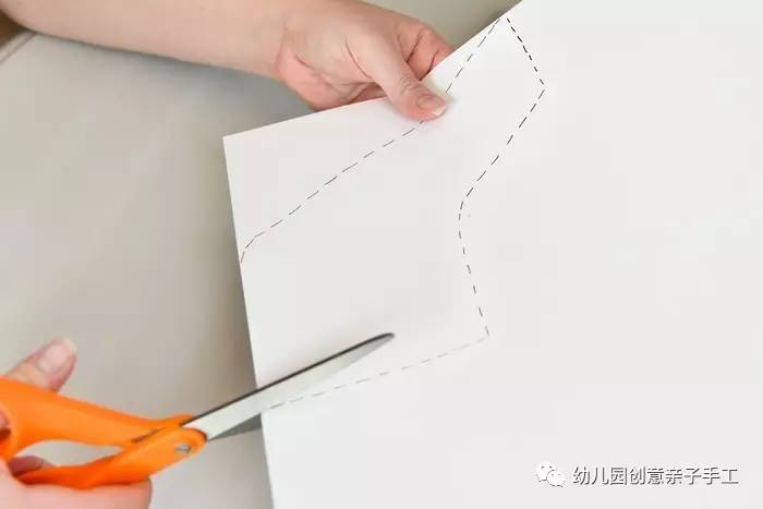 瓶子创意手工废物利用简单幼儿园,小学生手工制作废物利用储蓄罐