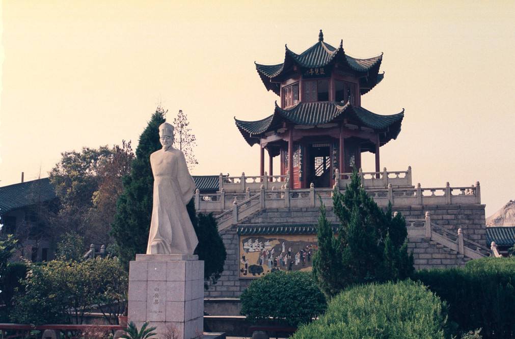 一千多年前曾让白居易流泪的江西名城，现在怎么样了？