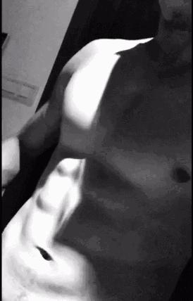 一秒练出腹肌方法,一秒变腹肌完整视频