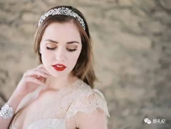 新娘皇冠发型推荐,韩式皇冠新娘发箍推荐