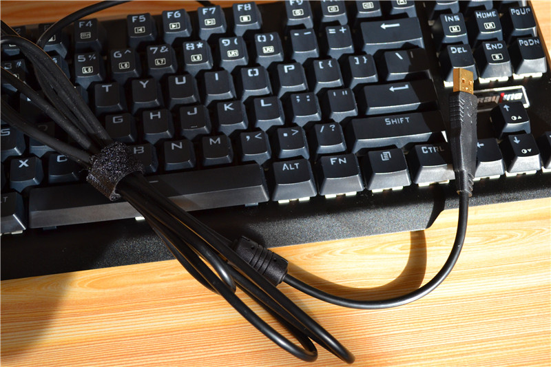 发光机械键盘推荐,机械键盘一定要买品牌的吗