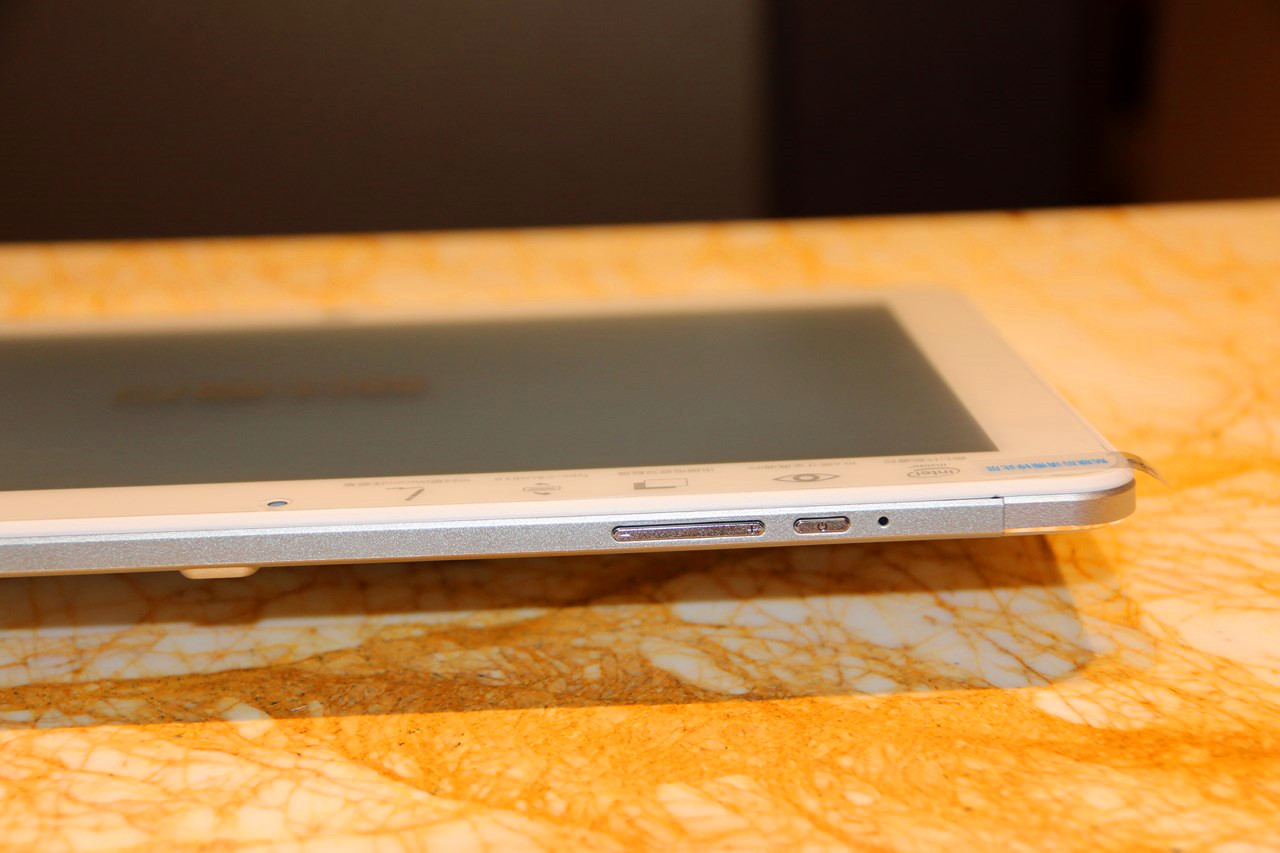 酷比魔方2023平板电脑二合一,酷比魔方mixplus屏幕