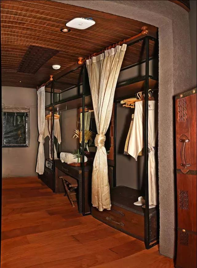 楦熷发搴﹀亣閰掑簵浣撻獙,闅愯棌鍦ㄥ師濮嬫．鏋楃殑娴峰崡楦熷发閰掑簵