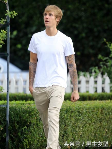 为啥贾斯汀比伯不好好穿裤子,比伯贾斯汀裤子