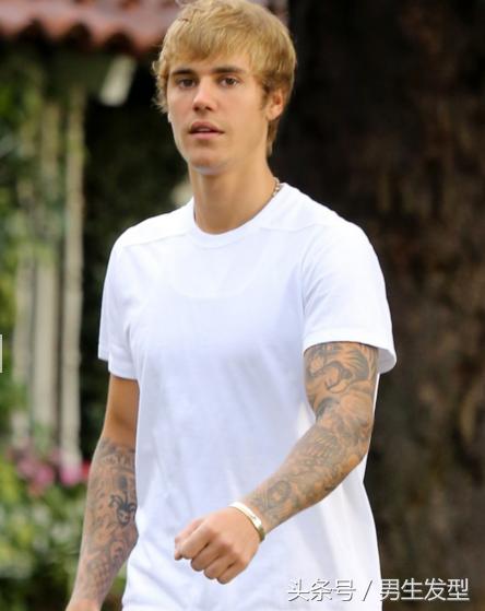 为啥贾斯汀比伯不好好穿裤子,比伯贾斯汀裤子