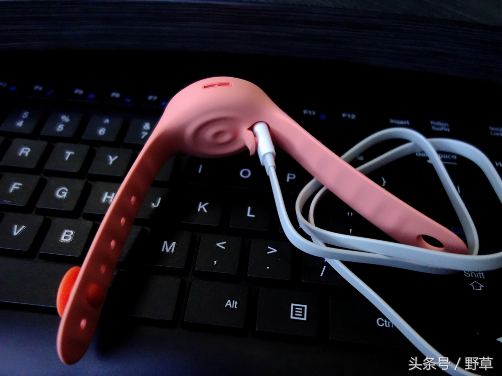 米兔儿童手表4x测评,米兔儿童手表4c对比6c