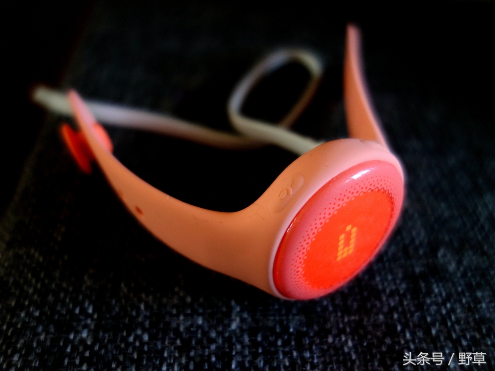 米兔儿童手表4x测评,米兔儿童手表4c对比6c