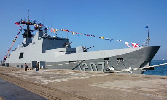 台康定级舰炮回意大利升级完毕,为防被扣海运回台时避开香港