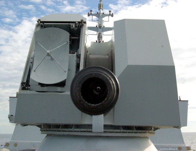 台康定级舰炮回意大利升级完毕,为防被扣海运回台时避开香港