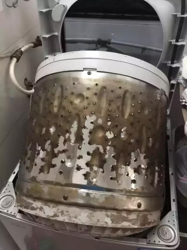 洗衣机内桶大曝光：看似干净的内桶会存在什么样的健康隐患呢？