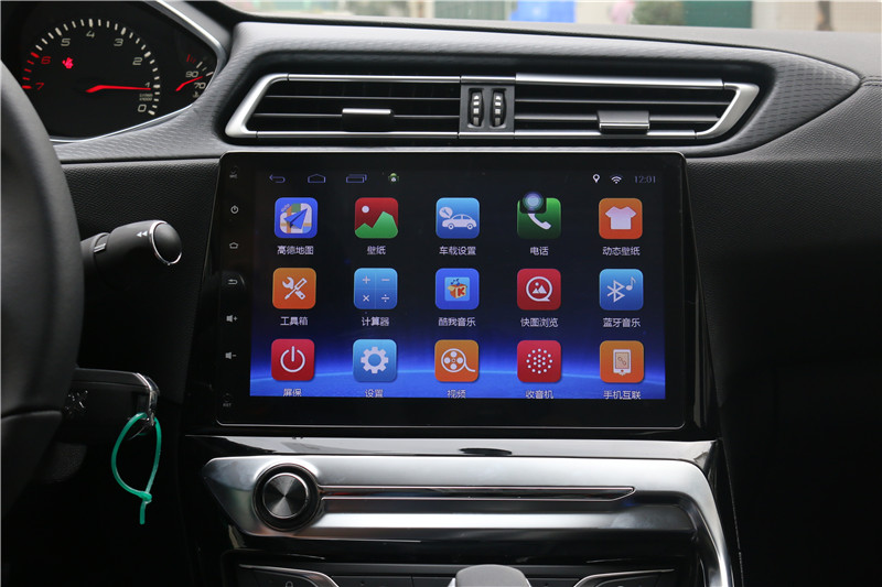 标致308改畅影10.2寸横屏机,2017就这么任性