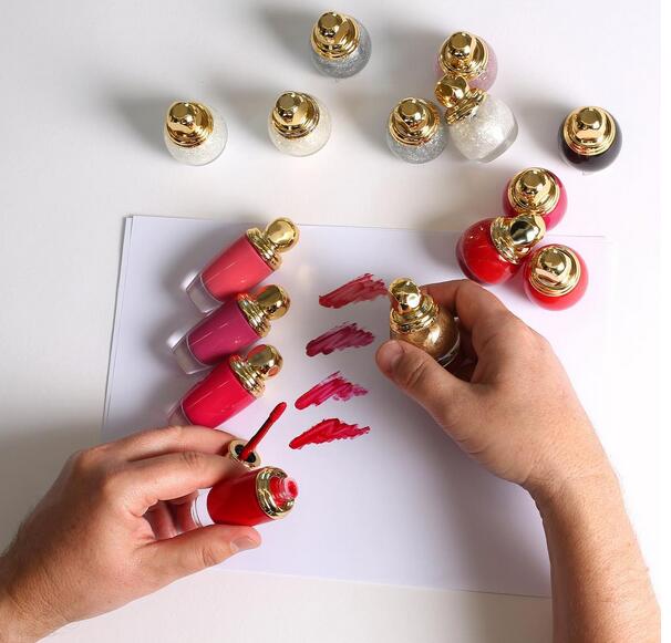 好用的唇蜜淡化唇纹,非常好用的唇蜜推荐