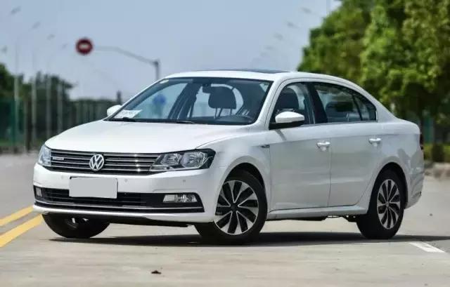 2016年大众朗逸1.6自动挡多少钱,哪款国产轿车可以和朗逸比