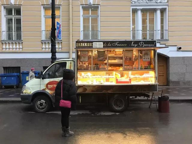 带三个美女自驾中国,自驾房车欧洲之旅