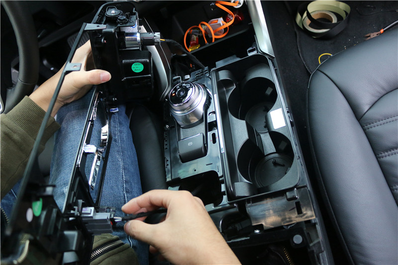 17款新蒙迪欧改畅影12.1寸2G运行+64G储存升级版导航