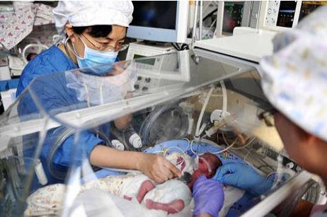 新生儿很难搞?给你一份“宝宝说明书”