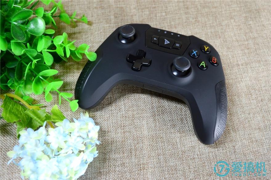 大屏手机游戏体验,大屏玩手游设备