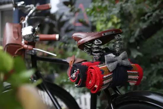 甲之蜜糖乙之霜英文,甲之蜜糖乙之砒霜翻译