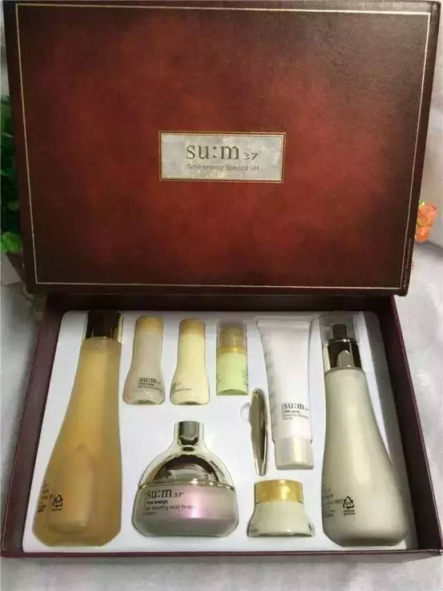 今年过年不收礼,收礼还收whoo套盒~