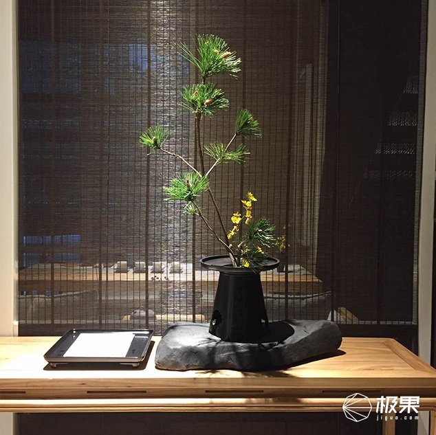 2018款华硕手机怎么样,黑科技颜值机