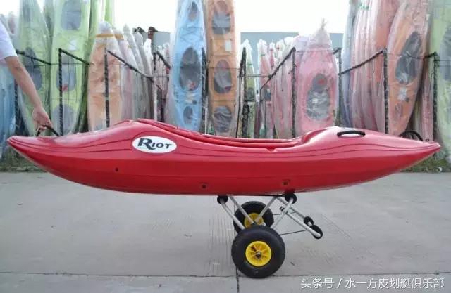 第一次玩皮划艇需要注意什么,休闲皮划艇上艇技巧
