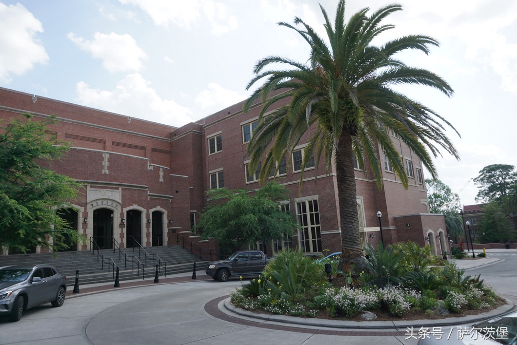 亲历美国大学的毕业典礼,美国大学毕业典礼