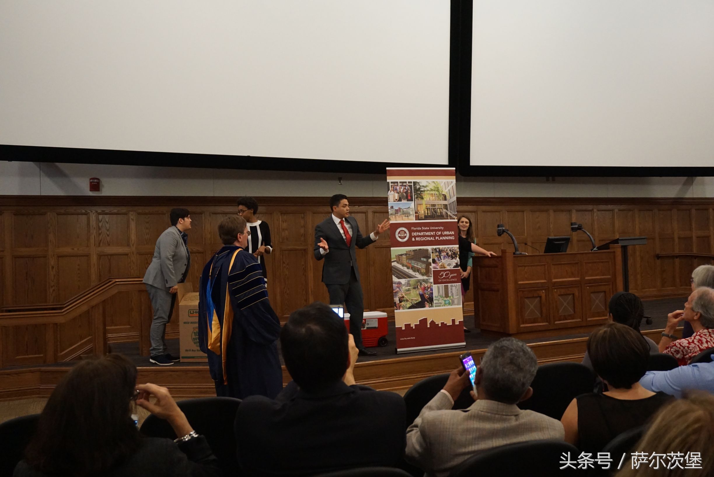 亲历美国大学的毕业典礼,美国大学毕业典礼