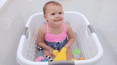 冬天这么冷到底该怎么给宝宝洗澡,天气热洗澡正确方法