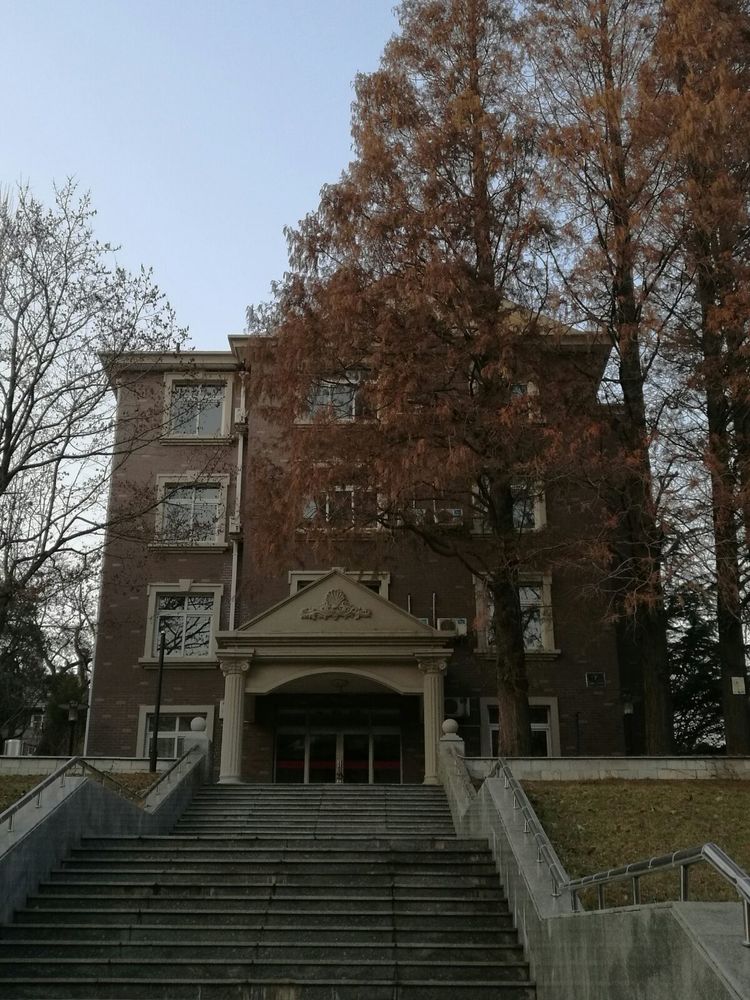 追寻历史遗迹感受文化魅力,八七疗养院历史遗迹