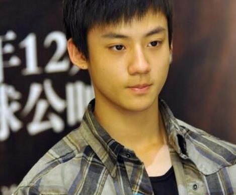 14岁被陈凯歌导演看中,14岁被陈凯歌相中