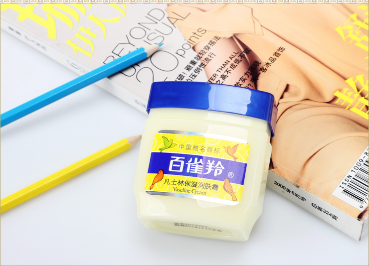 小时候都用过妈妈什么化妆品,小时候用的一些童年化妆品