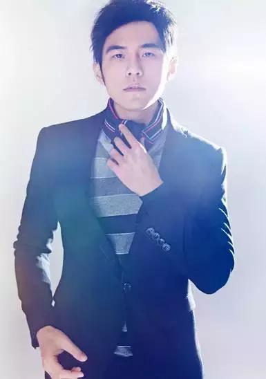 为什么有人那么喜欢周杰伦,明星多喜欢唱周杰伦的歌