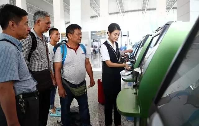 第1次坐飞机超实用小技巧,坐飞机的9个小常识